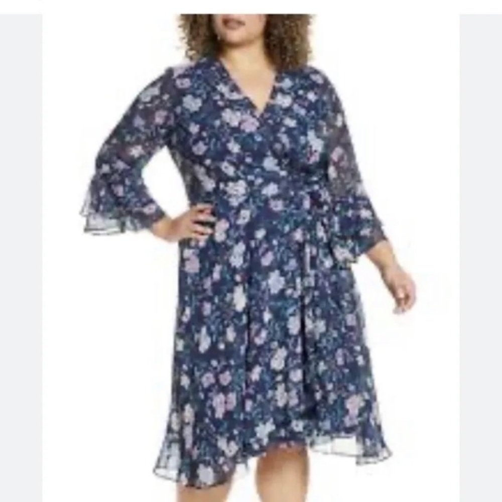 Tahari ASL Dress Women's 22W Blue Faux Wrap Bell Sleeves V-Neck Floral.